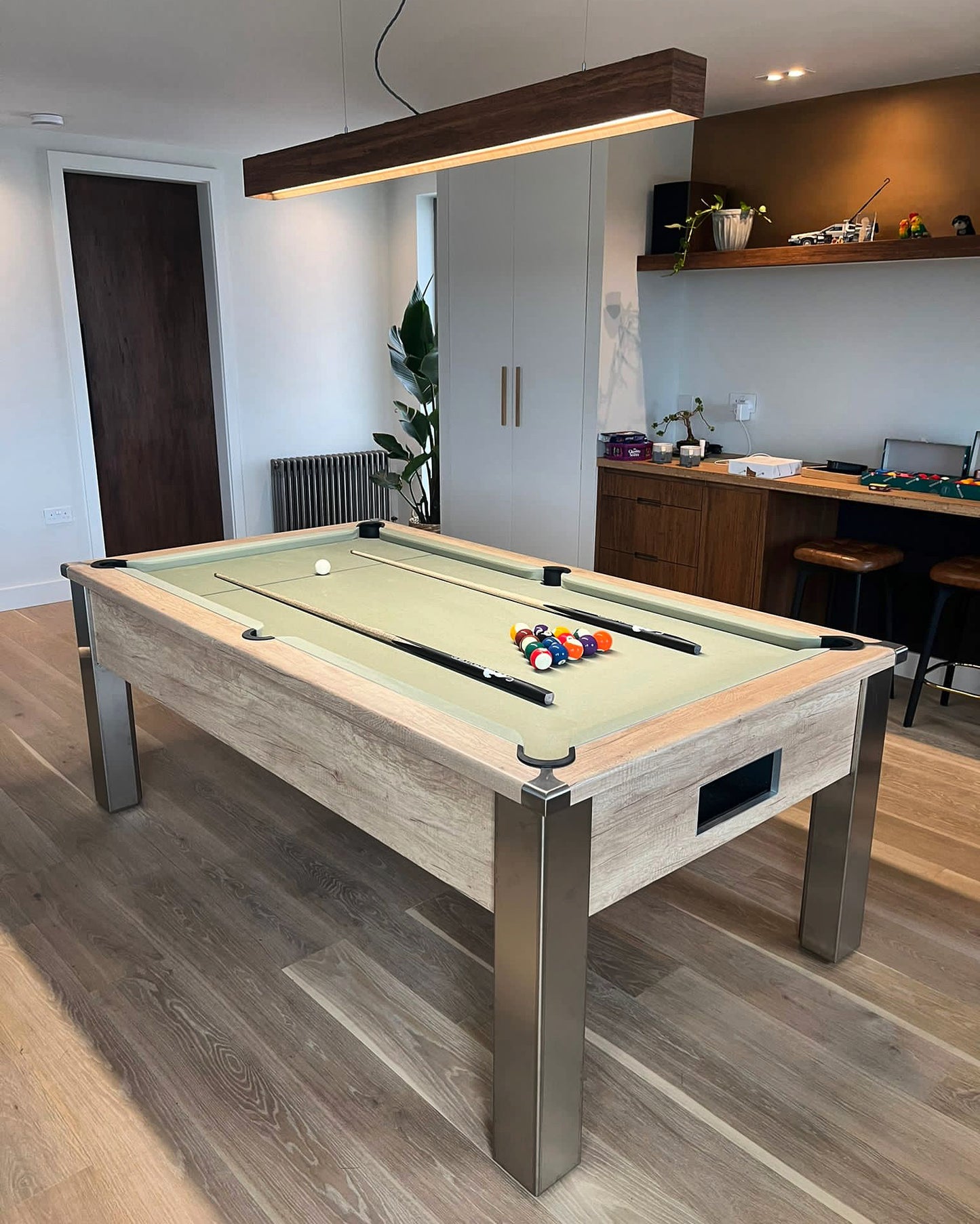 FMF Spirit Tournament Nebraska Oak Pool Table 6ft & 7ft